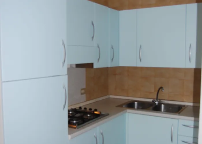 شقة Welcoming With Balcony Near The